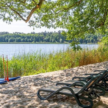 Hotel Dollnsee-Schorfheide Templin Bagian luar foto