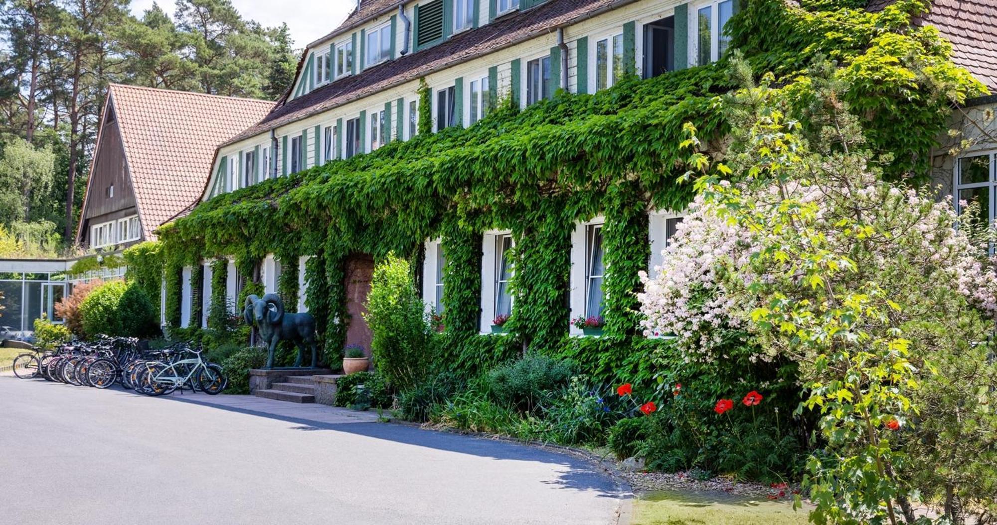 Hotel Dollnsee-Schorfheide Templin Bagian luar foto